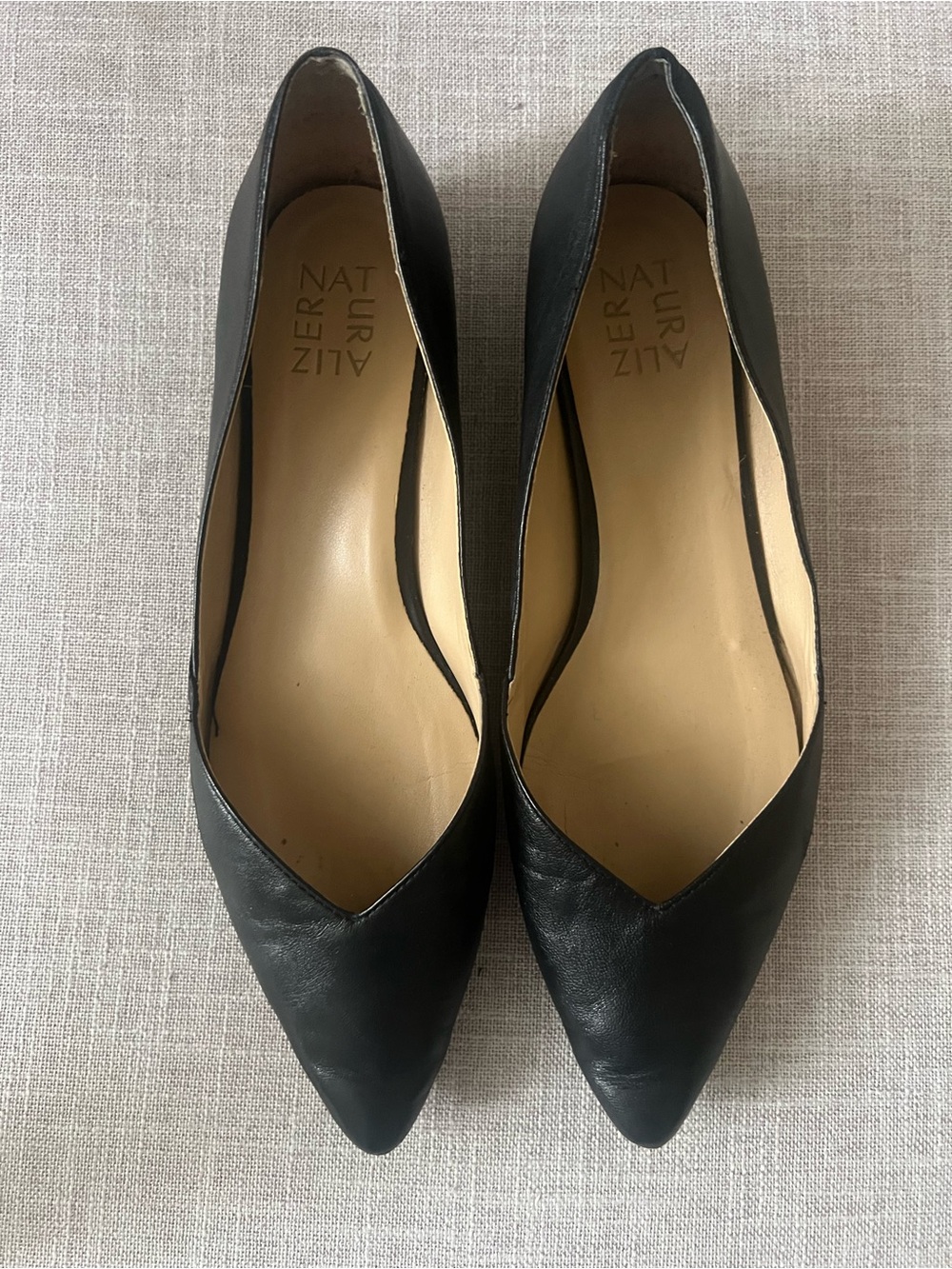 NATURALIZER Black Leather ballet Flats, size 9, office casual dressy